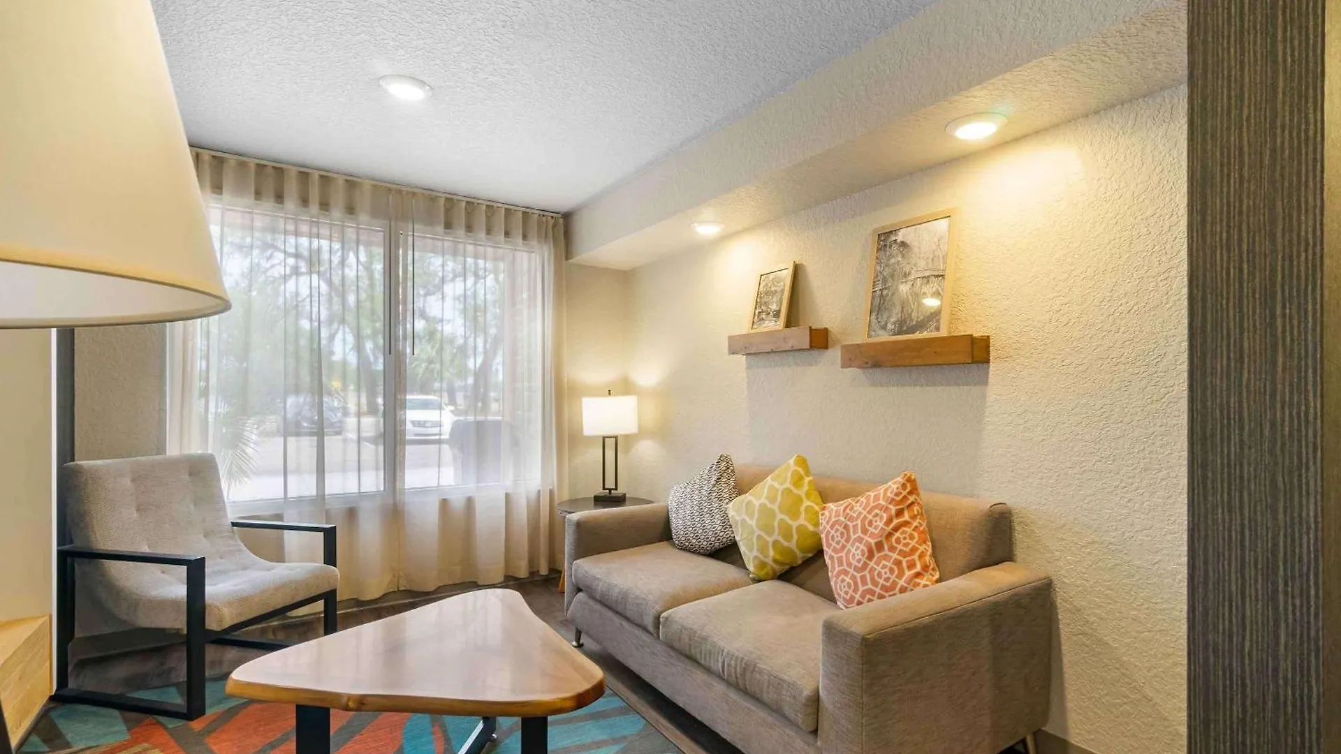 Extended Stay America Suites - Tampa - Northeast 템플테라스